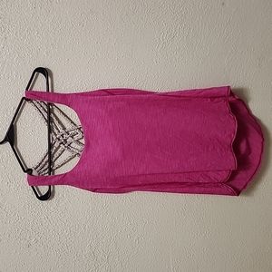 Top Sports Blouse Lululemon Atletica, Color Fucsia, Size 12